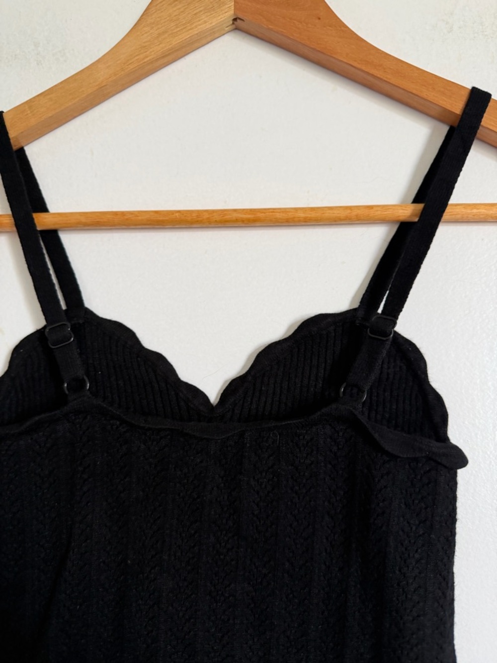 Aritzia Wilfred Black Soloist Top in Wonder Yarn Dainty Tank size XXS EUC - Picture 9 of 14